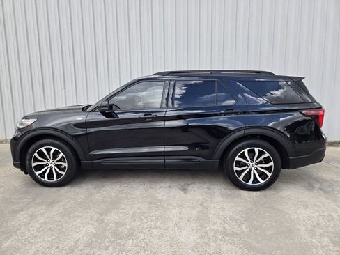 Used 2025 Ford Explorer ST-Line RWD image 6