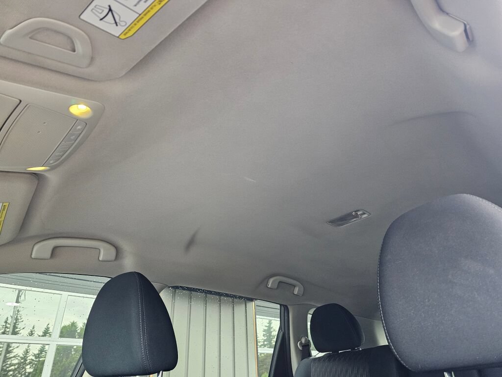 Used 2019 Nissan Rogue SV AWD/4WD image 22