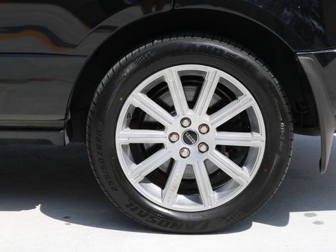 Used 2012 Land Rover Range Rover Supercharged AWD/4WD image 37