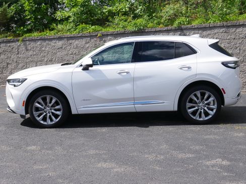 Used 2023 Buick Envision Avenir AWD/4WD image 3