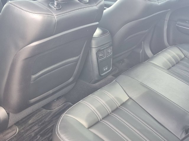 Used 2017 Chrysler 300 S AWD/4WD image 26