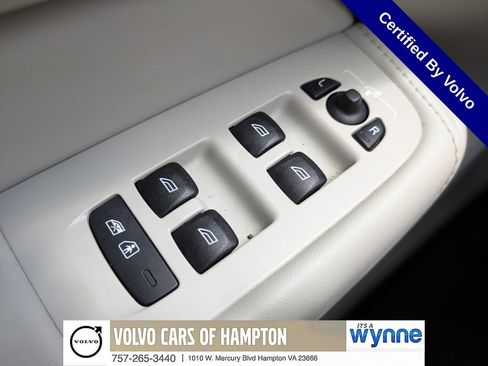 Certified 2024 Volvo XC60 B5 Plus w/ Climate Package AWD/4WD image 24