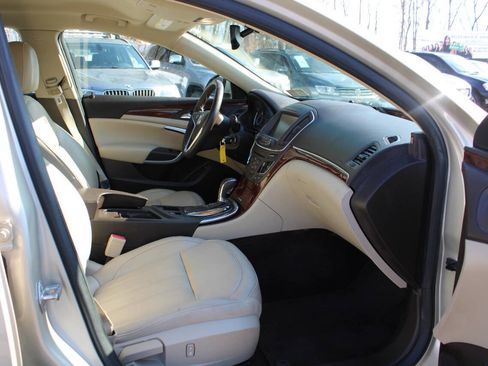 Used 2014 Buick Regal image 28