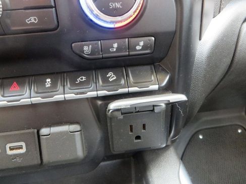 Used 2022 GMC Sierra 2500 AT4 w/ Gooseneck/5TH Wheel Package image 24