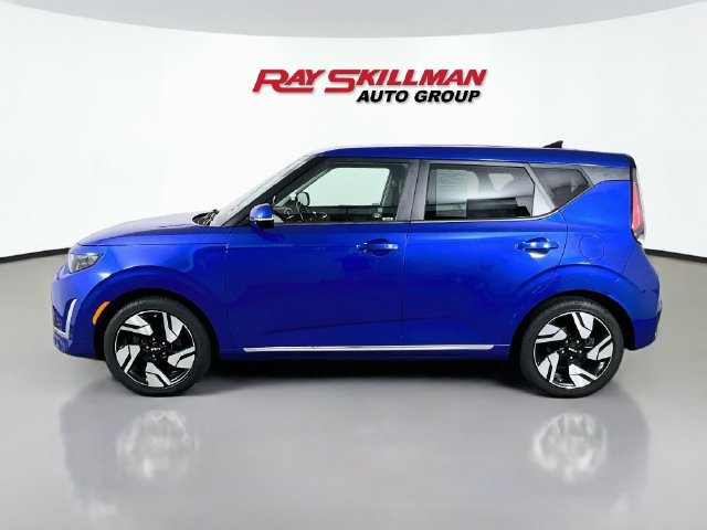 Used 2023 Kia Soul GT-Line FWD image 4