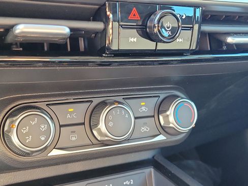 New 2026 Nissan Kicks S image 26