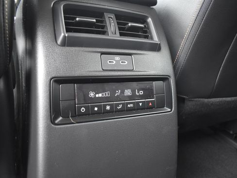 Used 2026 MAZDA CX-90 3.3 Turbo w/ Select Package AWD/4WD image 22
