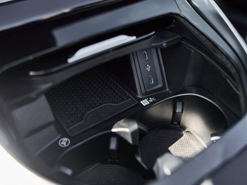 Used 2023 Mercedes-Benz SL 63 AMG 4MATIC image 62