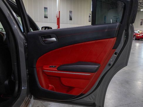 Used 2019 Dodge Charger Scat Pack w/ Plus Group RWD image 37