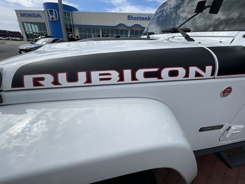 Used 2018 Jeep Wrangler Unlimited Rubicon image 10