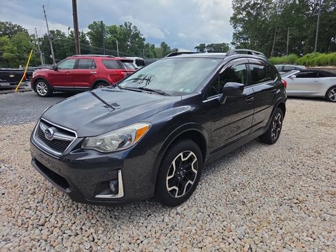 Used 2016 Subaru Crosstrek 2.0i Premium AWD/4WD image 3
