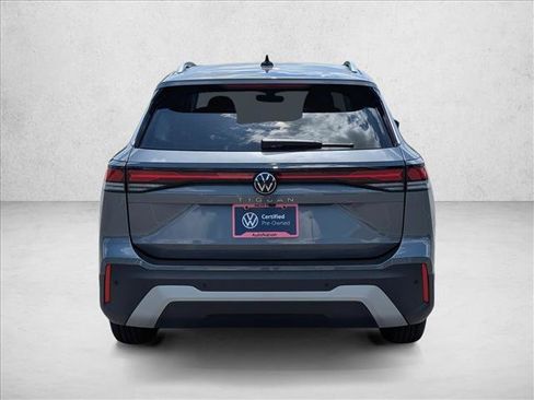Certified 2025 Volkswagen Tiguan S FWD image 6