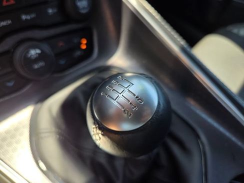 Certified 2018 Dodge Challenger SRT RWD image 28