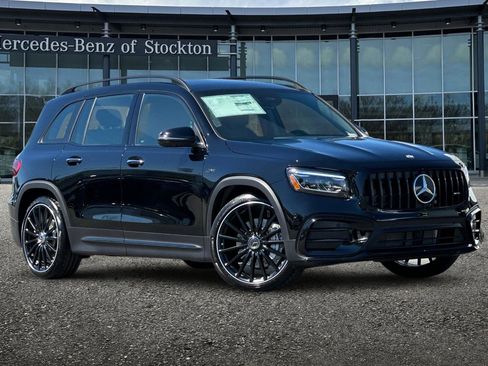New 2026 Mercedes-Benz GLB 35 AMG AMG 35 image 2