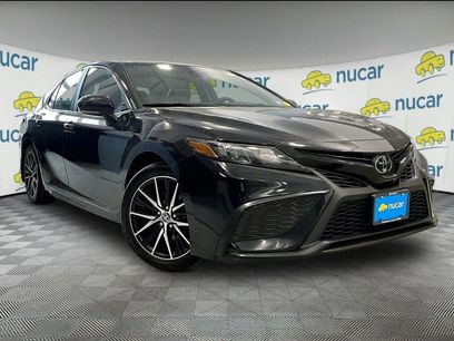 Used 2023 Toyota Camry SE w/ Cold Weather Package