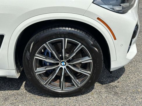 Used 2021 BMW X5 xDrive40i w/ M Sport Package image 10