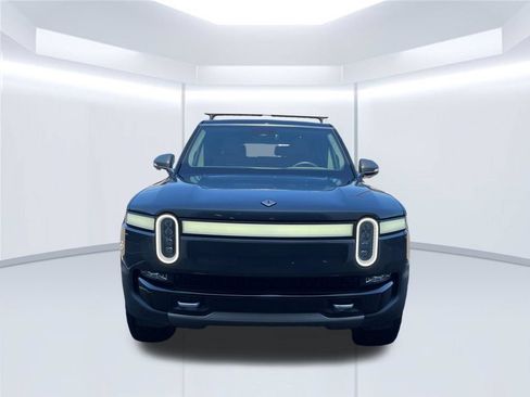 Used 2023 Rivian R1S Adventure Quad AWD/4WD image 9