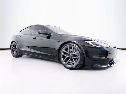 Used 2022 Tesla Model S AWD/4WD image 12
