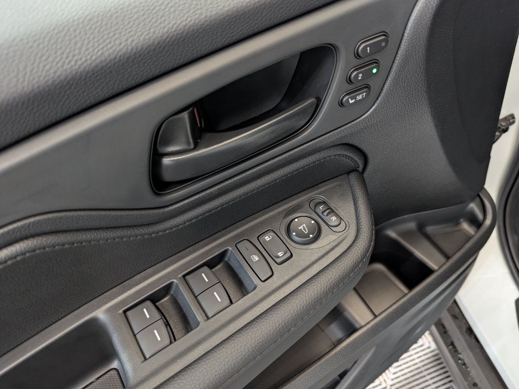 New 2026 Honda Odyssey EX-L image 25