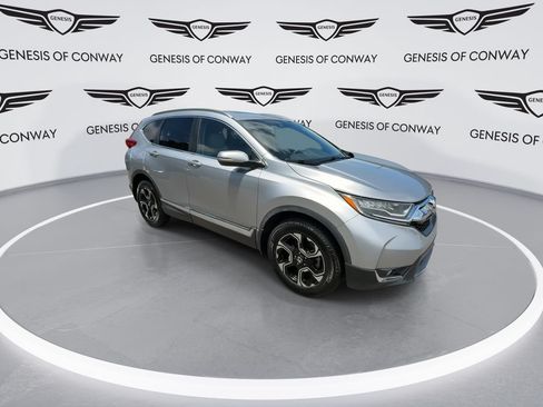 Used 2018 Honda CR-V Touring image 2