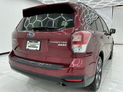 Used 2017 Subaru Forester 2.5i Premium w/ All-Weather Package AWD/4WD image 8