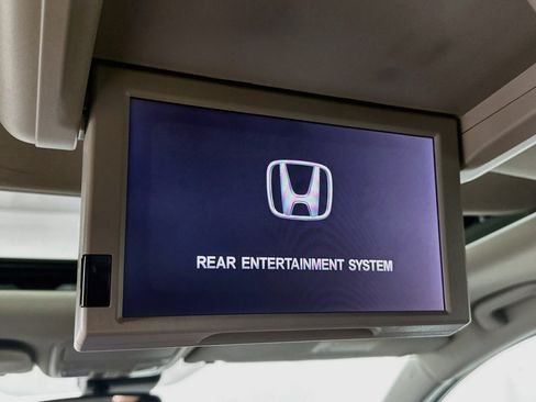 Used 2014 Honda Odyssey EX-L image 24