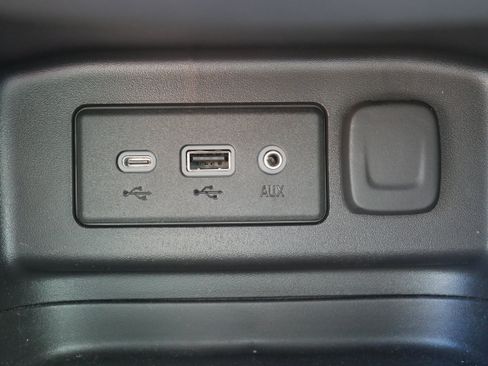 Certified 2024 Chevrolet Equinox LT AWD/4WD image 21