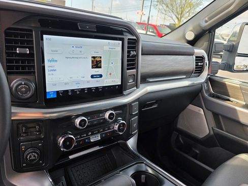 Used 2025 Ford F150 Lariat w/ Equipment Group 502A High image 33