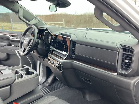 Used 2023 GMC Sierra 1500 Elevation image 28