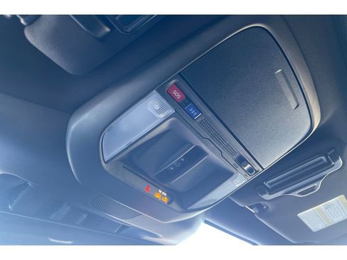 Used 2025 Subaru Forester Limited image 23