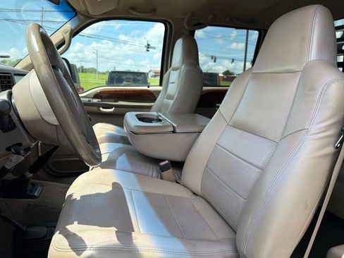 Used 2002 Ford F350 Lariat AWD/4WD image 28