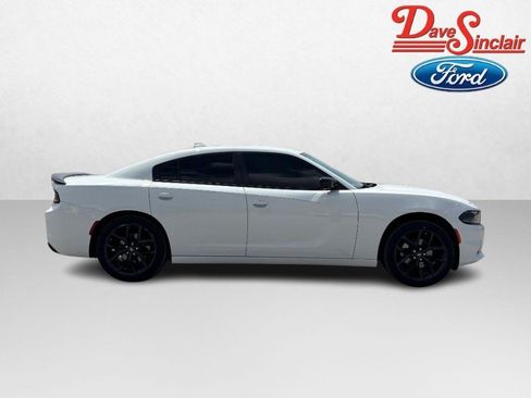 Used 2023 Dodge Charger SXT w/ Blacktop Package RWD image 5