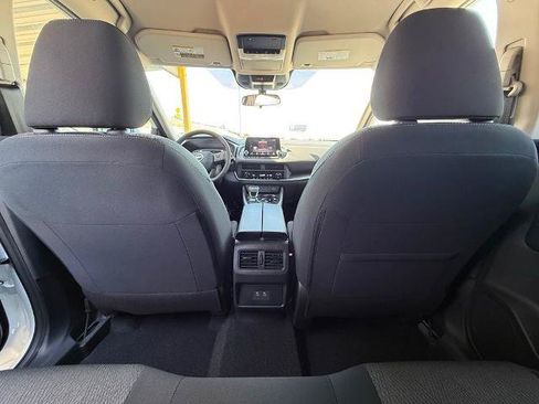 New 2026 Nissan Rogue SV AWD/4WD image 13