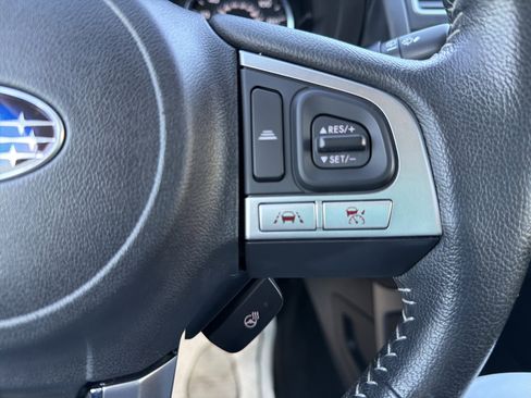 Used 2017 Subaru Forester 2.5i Touring image 21