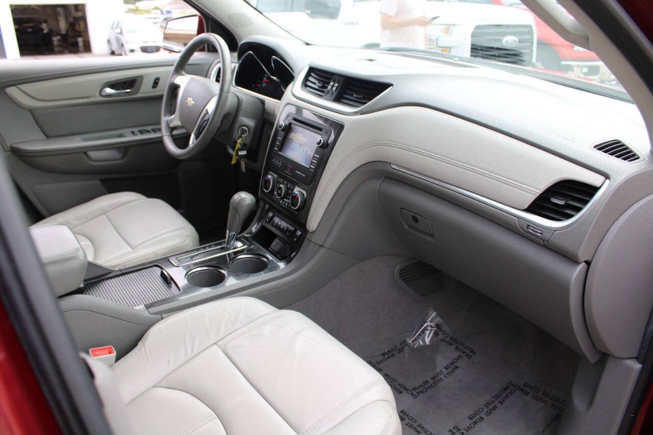Used 2015 Chevrolet Traverse LT AWD/4WD image 13