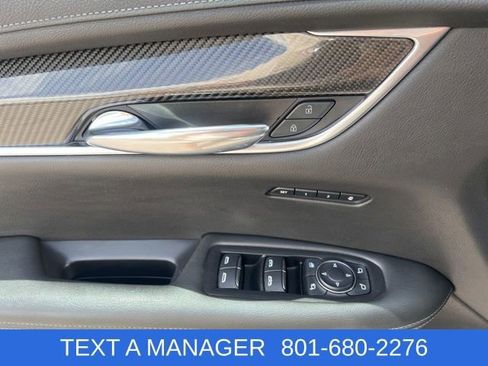 Used 2020 Cadillac XT6 Sport AWD/4WD image 16