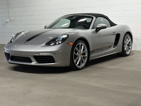 Certified 2024 Porsche 718 Boxster RWD image 1