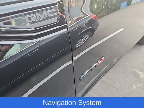 Used 2023 GMC Yukon AT4 w/ AT4 Premium Package AWD/4WD image 11
