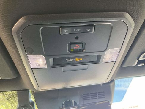 Used 2024 Toyota Tacoma TRD Off-Road image 17