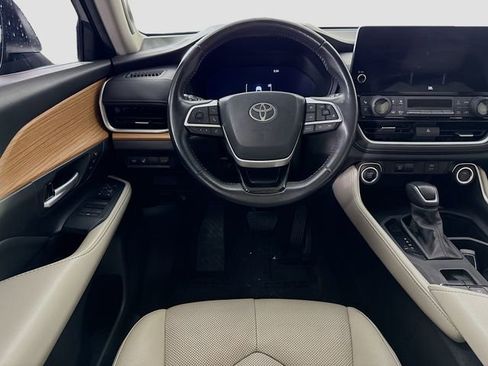 Certified 2024 Toyota Grand Highlander Limited AWD/4WD image 22