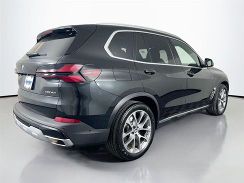Certified 2024 BMW X5 xDrive40i w/ Premium Package AWD/4WD image 6
