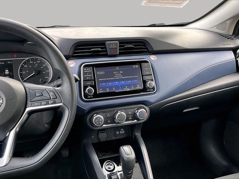 Certified 2024 Nissan Versa SV FWD image 7