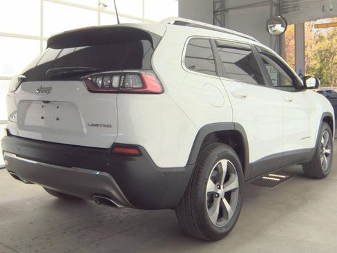 Used 2019 Jeep Cherokee Limited w/ Technology Group AWD/4WD image 6