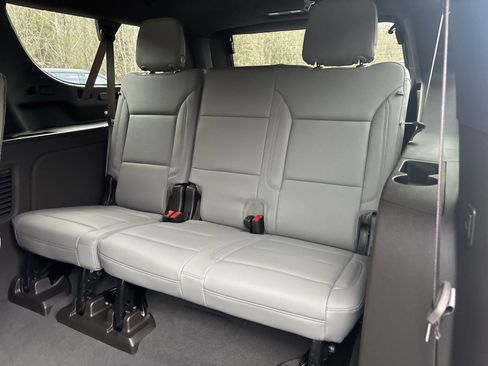 New 2026 Chevrolet Suburban LT w/ Comfort Package image 25