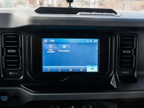 Used 2022 Ford Bronco 2-Door image 11