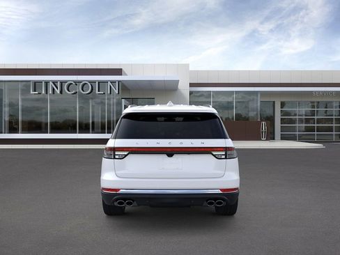 New 2026 Lincoln Aviator Reserve w/ Luxury Package AWD/4WD image 5