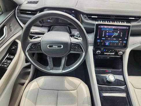 Used 2021 Jeep Grand Cherokee L Overland RWD image 27