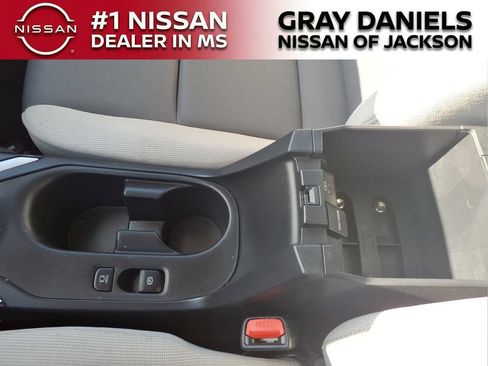 Used 2025 Toyota Corolla LE FWD image 20