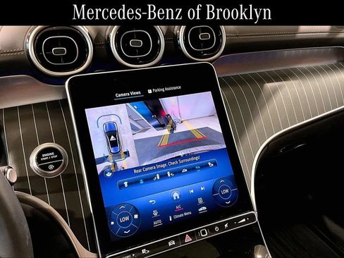 Used 2023 Mercedes-Benz GLC 300 4MATIC image 26