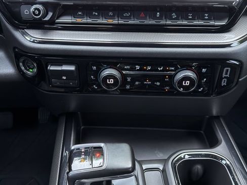 Certified 2024 Chevrolet Silverado 1500 ZR2 w/ Technology Package AWD/4WD image 25
